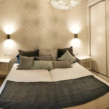 شقة Luxury Catedral *